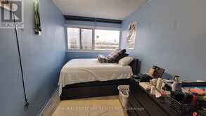 319 - 125 LEEWARD GLENWAY Toronto