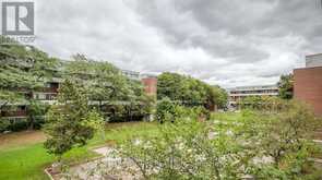 319 - 125 LEEWARD GLENWAY Toronto