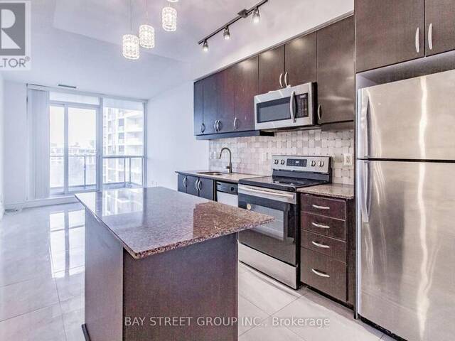 813 - 2885 BAYVIEW AVENUE Toronto Ontario