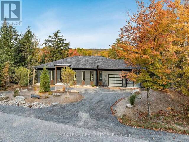 25 DEERHURST HIGHLANDS DRIVE Huntsville Ontario