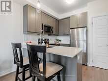 4 - 713 LAWRENCE AVENUE W Toronto