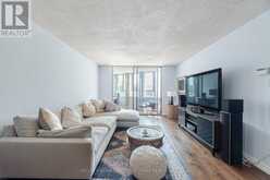 703 - 250 QUEENS QUAY W Toronto