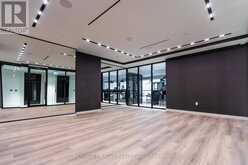 705 N - 117 BROADWAY AVENUE Toronto