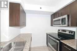 427 - 35 SARANAC BOULEVARD Toronto