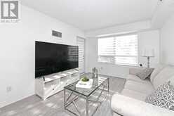 427 - 35 SARANAC BOULEVARD Toronto