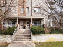 TH101 - 15 WINDERMERE AVENUE Toronto