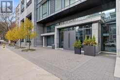 302 - 128 PEARS AVENUE Toronto