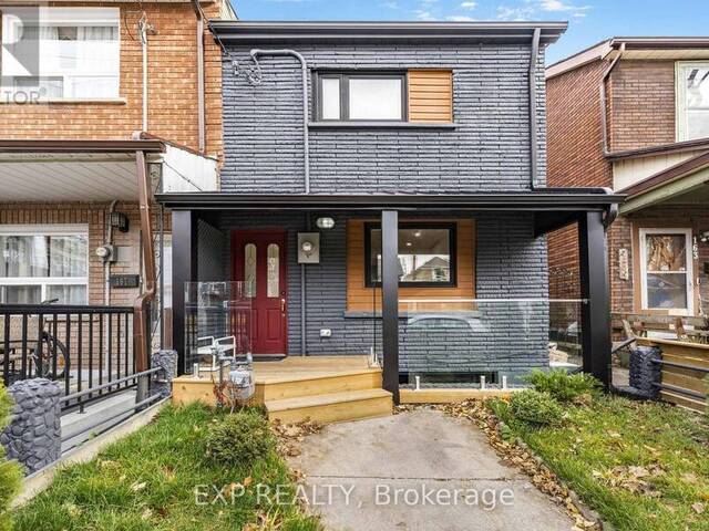 165 CLAREMONT STREET Toronto Ontario