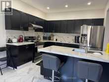 ROOM 1 - 18 TANSLEY COURT Ajax