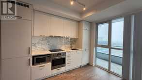 1808 - 38 HONEYCRISP CRESCENT Vaughan