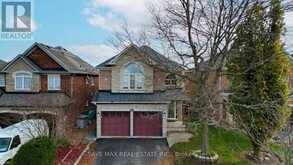 82 BELMONT BOULEVARD Halton Hills