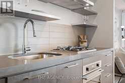 1011 - 560 KING STREET W Toronto