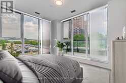 408 - 30 INN ON THE PARK DRIVE Toronto