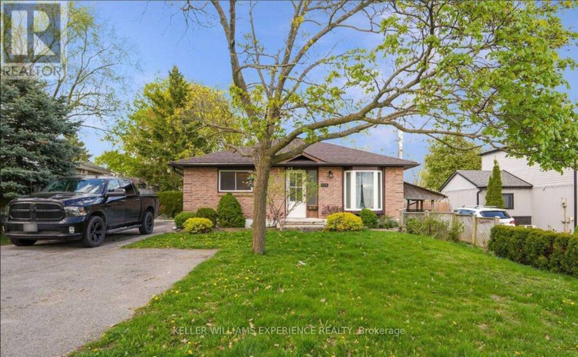 UPPER - 241 LETITIA STREET Barrie