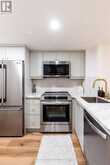 201 - 9 GREENBRIAR ROAD Toronto