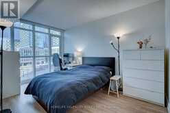 641 - 15 ICEBOAT TERRACE Toronto