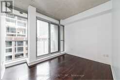 807 - 375 KING STREET W Toronto