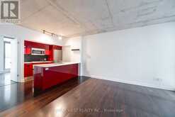 807 - 375 KING STREET W Toronto