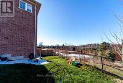 2412 MOONLIGHT CRESCENT Pickering