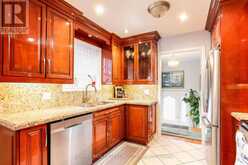 949 HAMPSTEAD COURT Mississauga