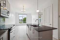 315 - 15277 YONGE STREET N Aurora