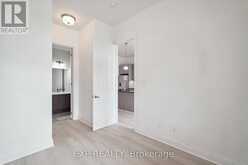 315 - 15277 YONGE STREET N Aurora