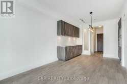 1005E - 576 FRONT STREET W Toronto