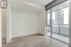 1005E - 576 FRONT STREET W Toronto