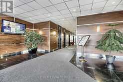 402 - 77 HARBOUR SQUARE Toronto