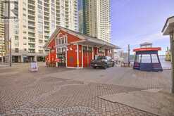 402 - 77 HARBOUR SQUARE Toronto