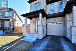 61 SEEDLING CRESCENT Whitchurch-Stouffville