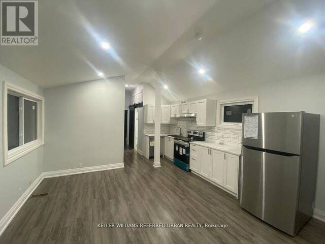 UPPER - 38 WHEATFIELD ROAD Toronto Ontario