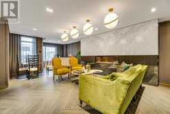 317 - 395 DUNDAS STREET W Oakville