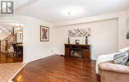 31 HOLLINGSWORTH CIRCLE Brampton