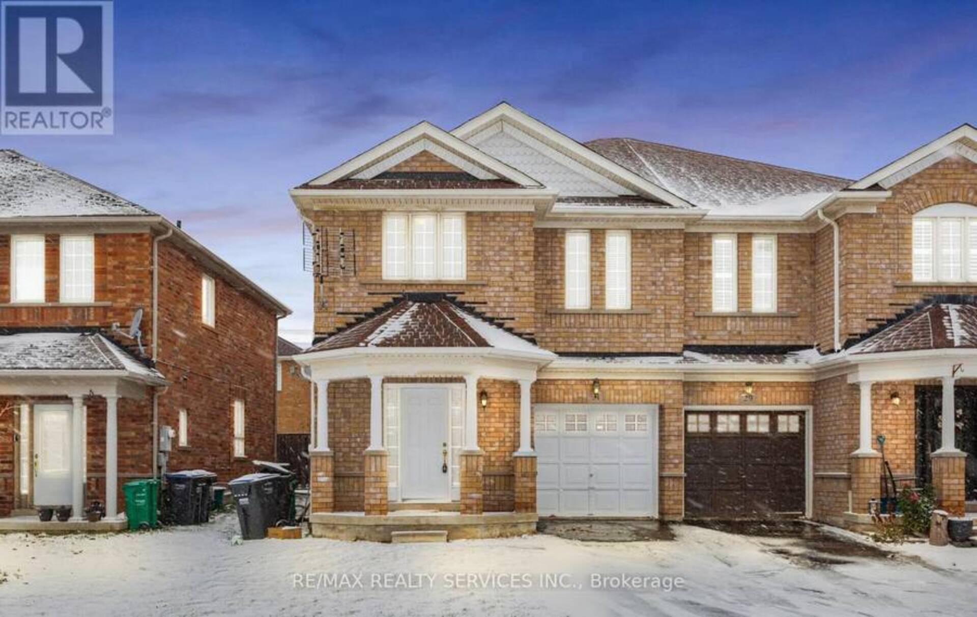 31 HOLLINGSWORTH CIRCLE Brampton