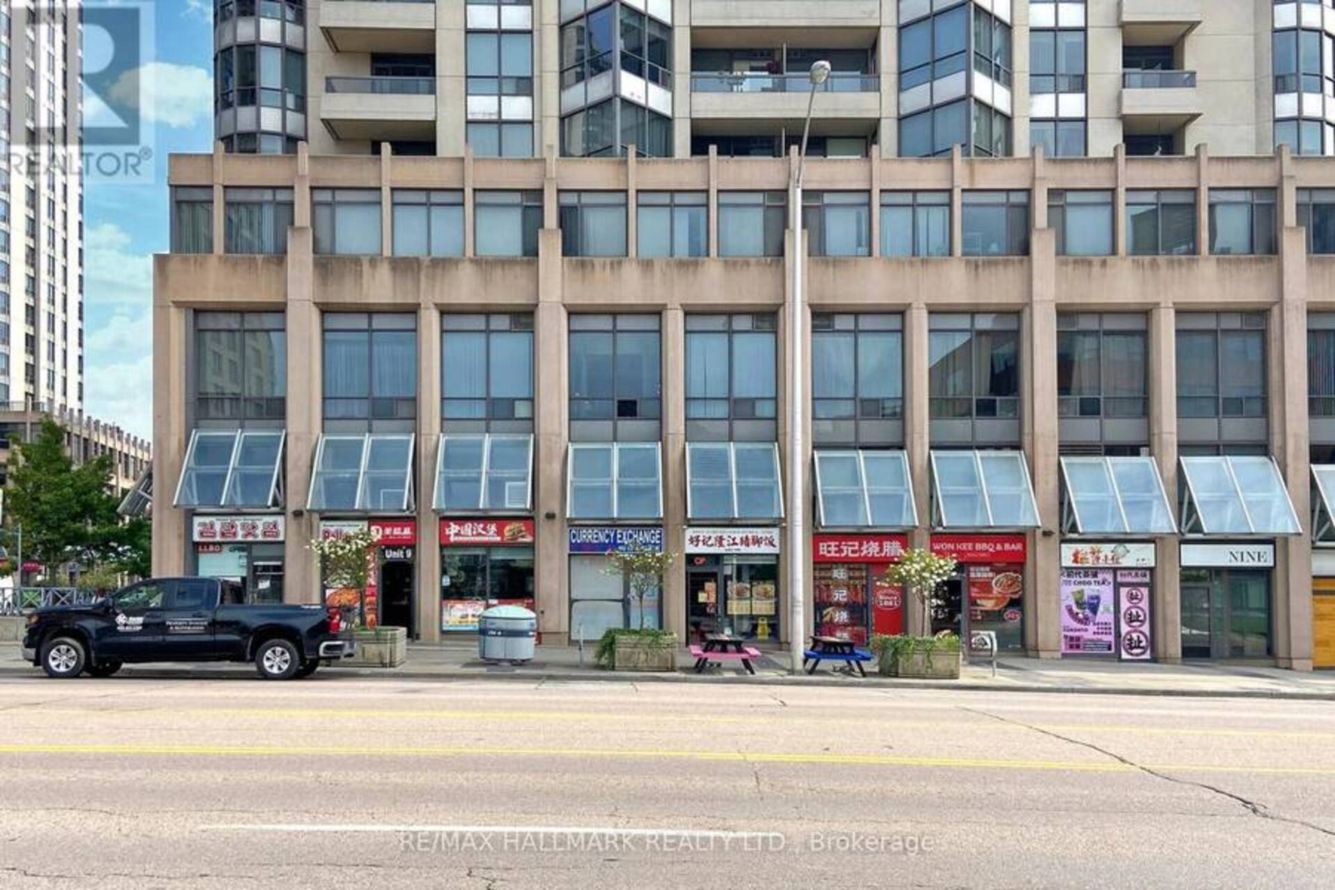 8 - 5 NORTHTOWN WAY Toronto