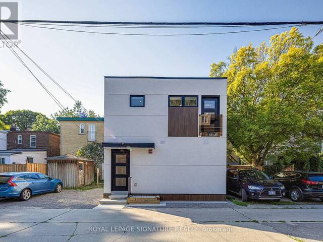 UPPER - 20 KEWBEACH AVENUE Toronto Ontario