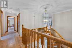 186 ROYALAVON CRESCENT Toronto