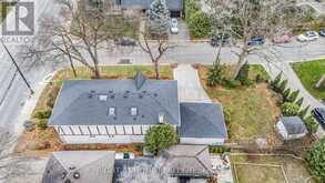 186 ROYALAVON CRESCENT Toronto