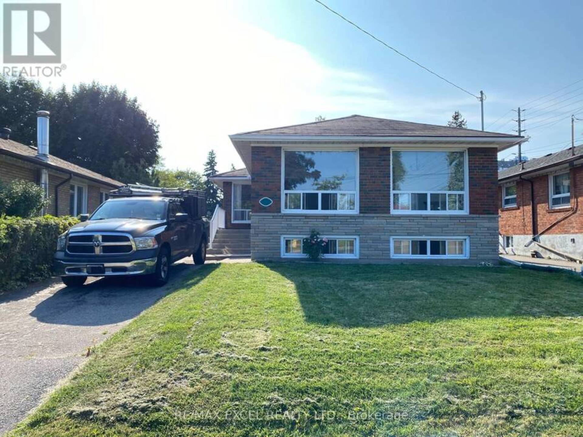 32 GANDER DRIVE Toronto