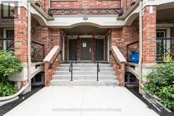 25 - 51 HAYS BOULEVARD Oakville