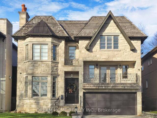 276 DUNVIEW AVENUE Toronto Ontario