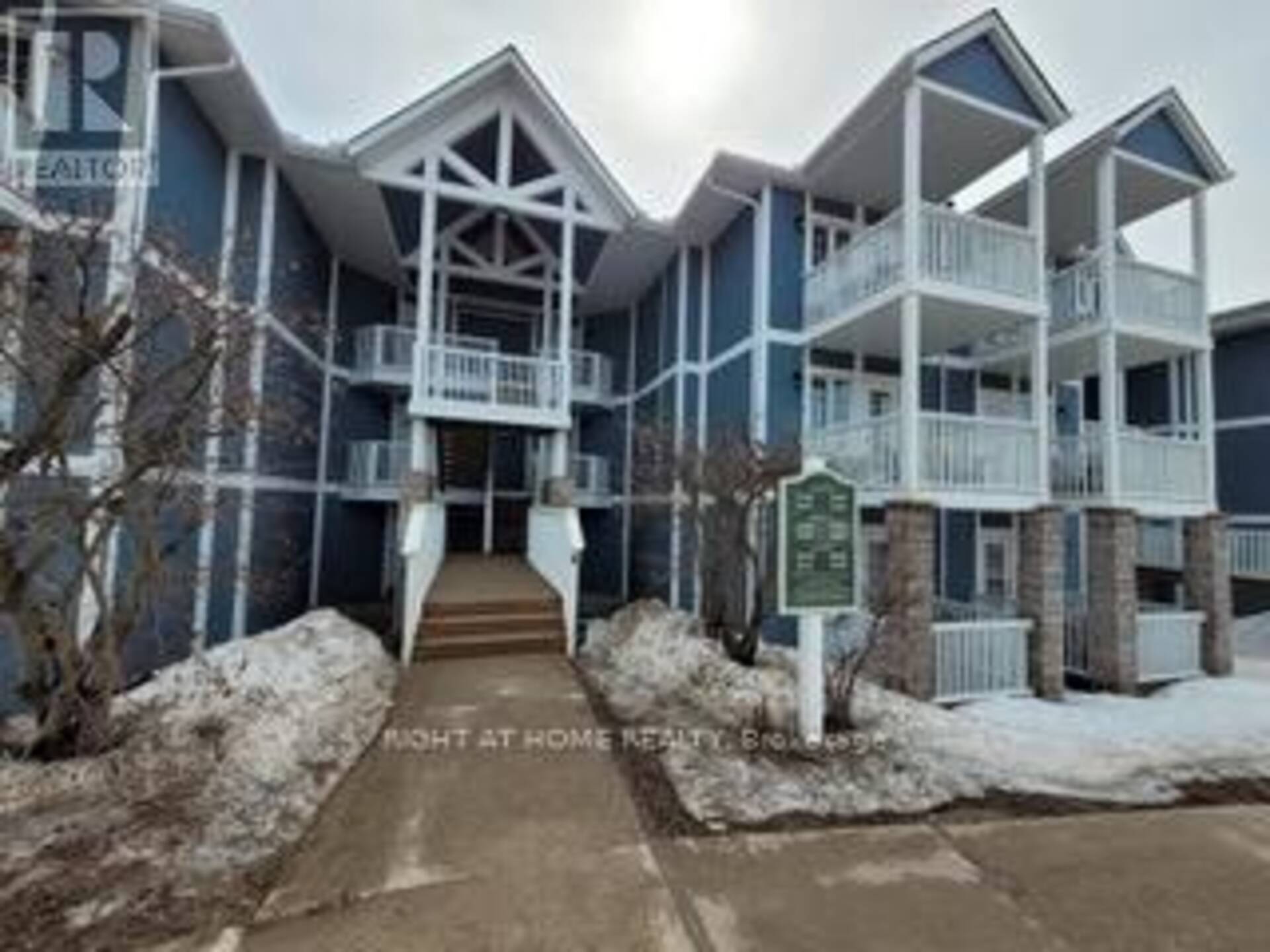 2228/29 - 90 HIGHLAND DRIVE Oro-Medonte