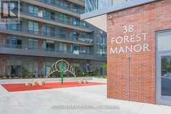 101 - 38 FOREST MANOR ROAD Toronto