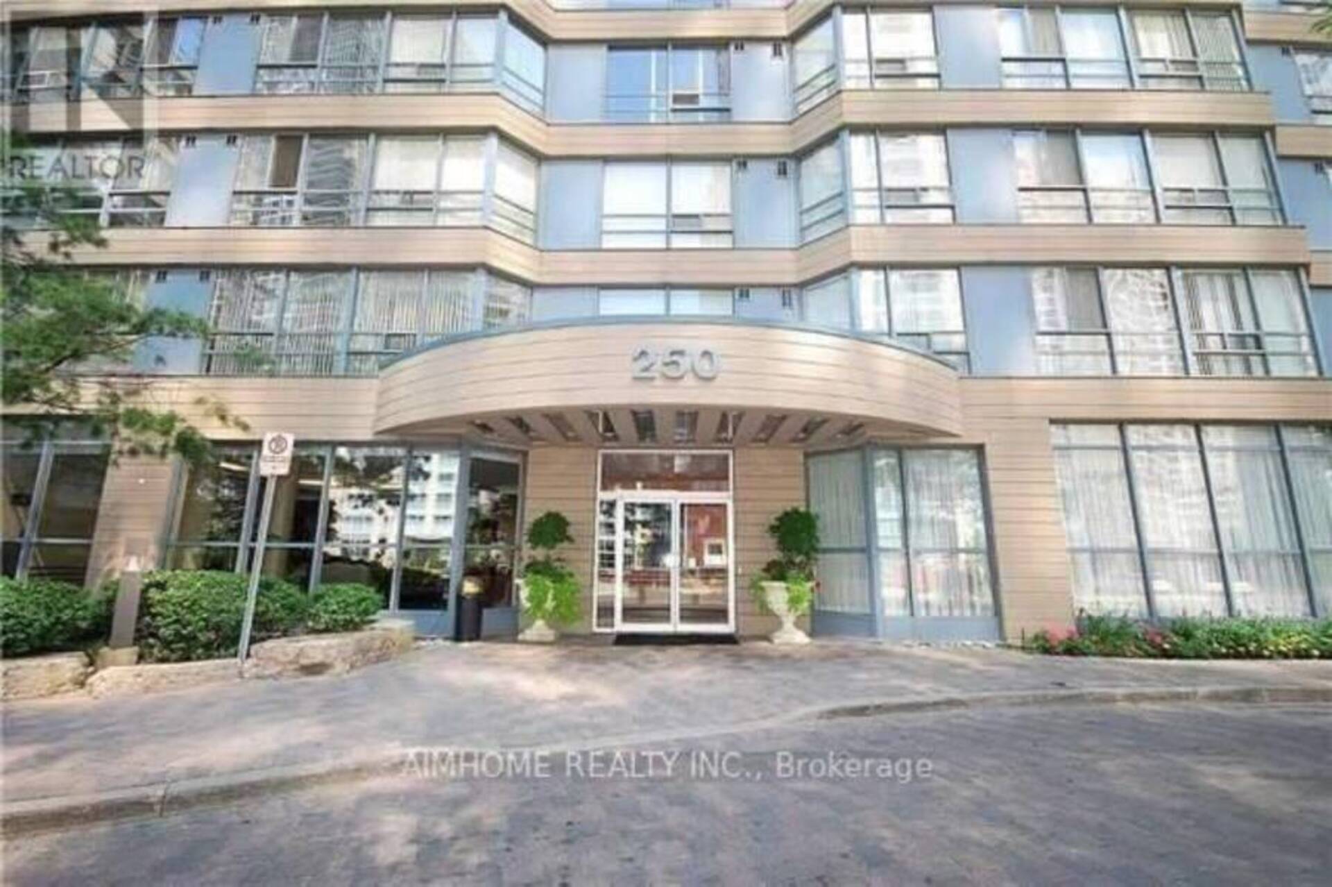 404 - 250 WEBB DRIVE Mississauga