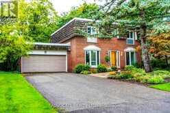 16 ROLLSCOURT DRIVE Toronto