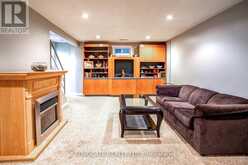 16 ROLLSCOURT DRIVE Toronto