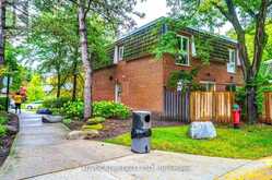 16 ROLLSCOURT DRIVE Toronto