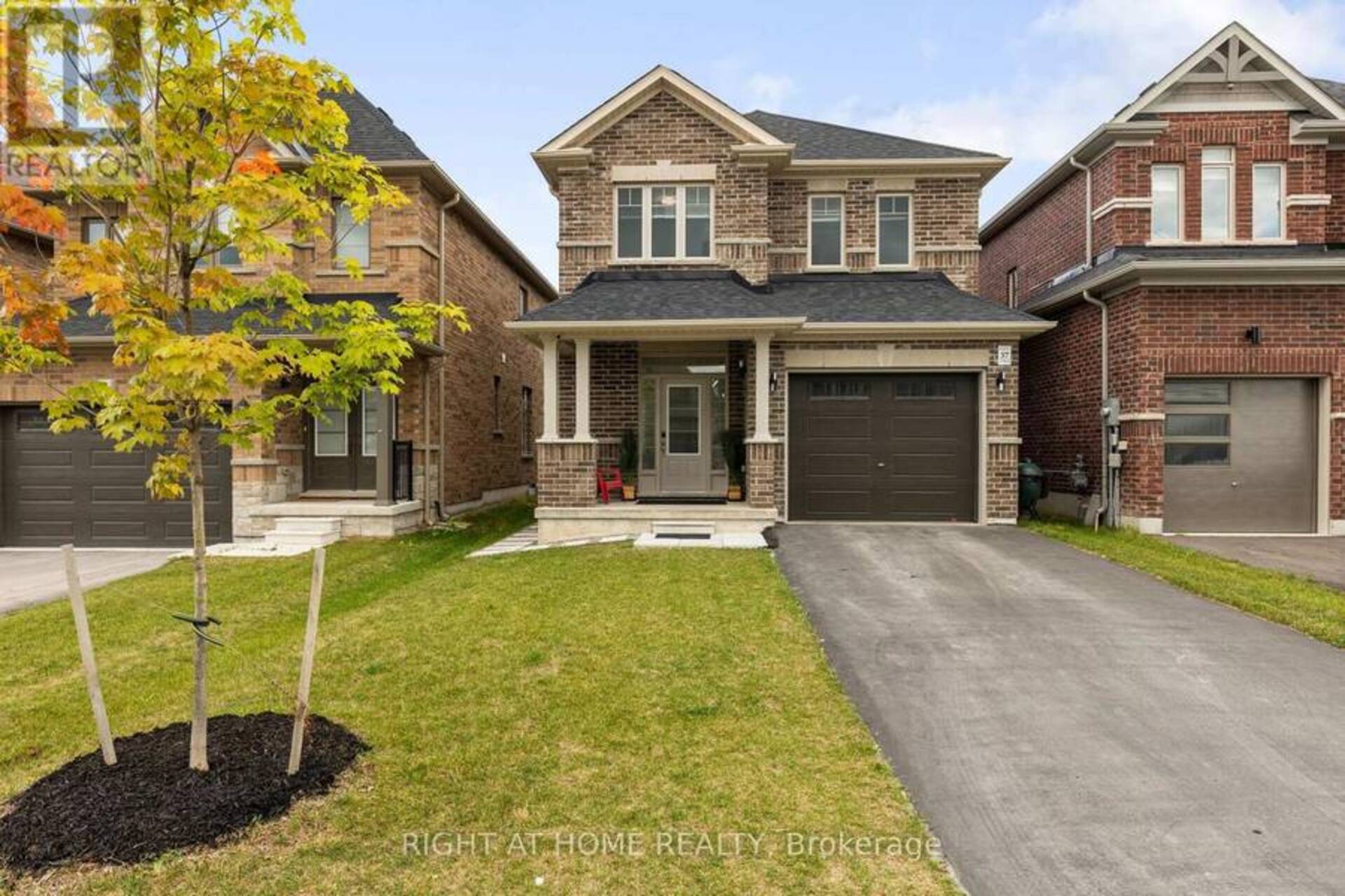 LOWER - 37 COPPERHILL HEIGHTS Barrie