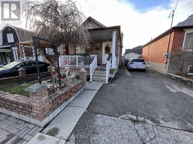 244 ROSETHORN AVENUE Toronto Ontario